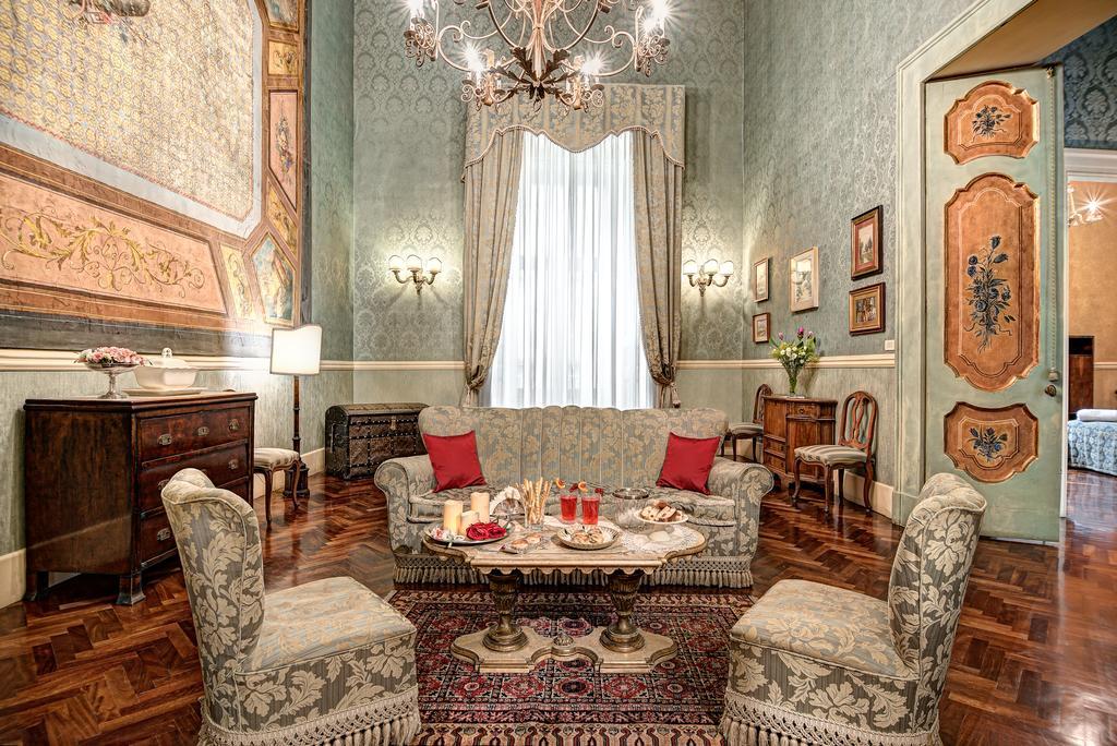 Arthouse Lady Marys Tribunali Luxury Suite Neapel Exteriör bild