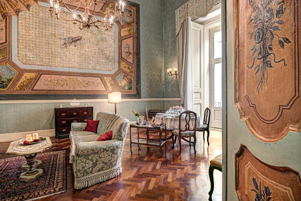 Arthouse Lady Marys Tribunali Luxury Suite Neapel Exteriör bild